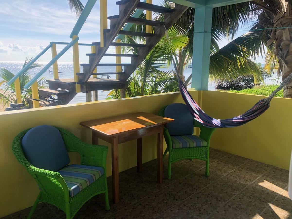 Colinda Cabanas Caye Caulker Exterior photo
