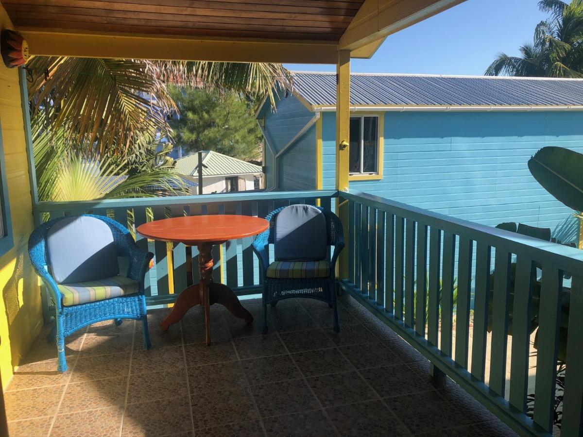 Colinda Cabanas Caye Caulker Exterior photo