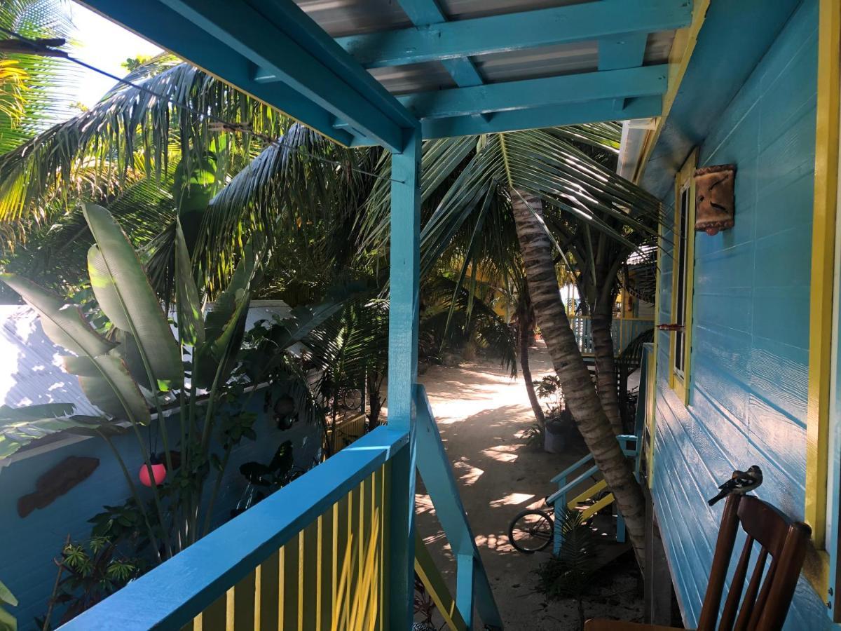 Colinda Cabanas Caye Caulker Exterior photo